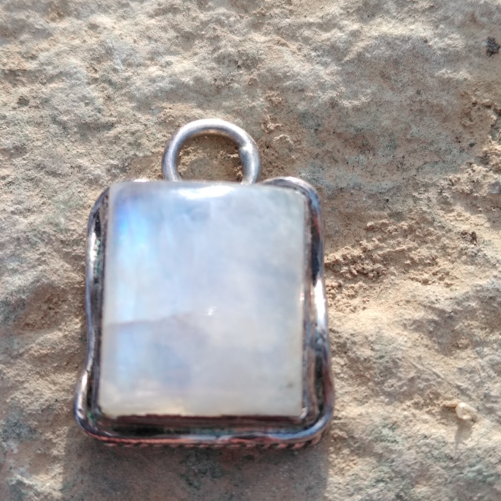 Moonstone Charm - Picture 6 of 8